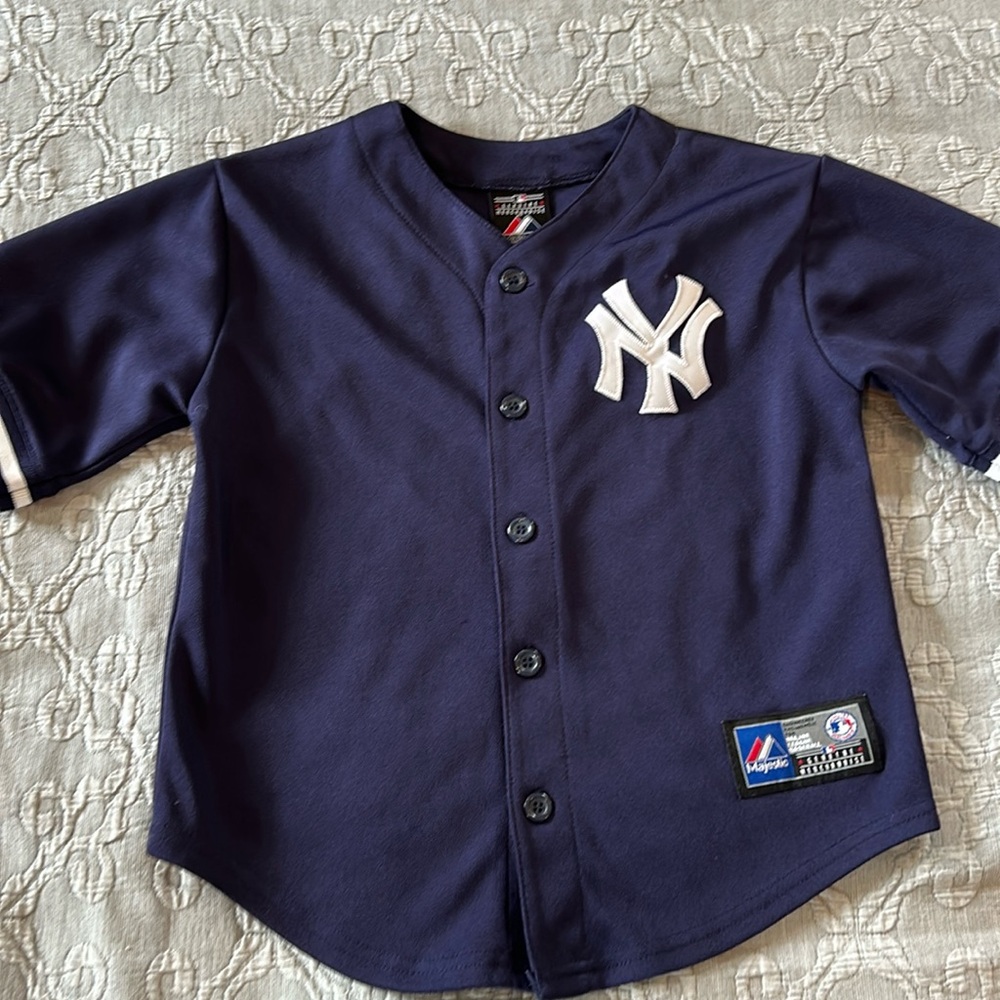 Kids NY Yankee Jersey Size 7